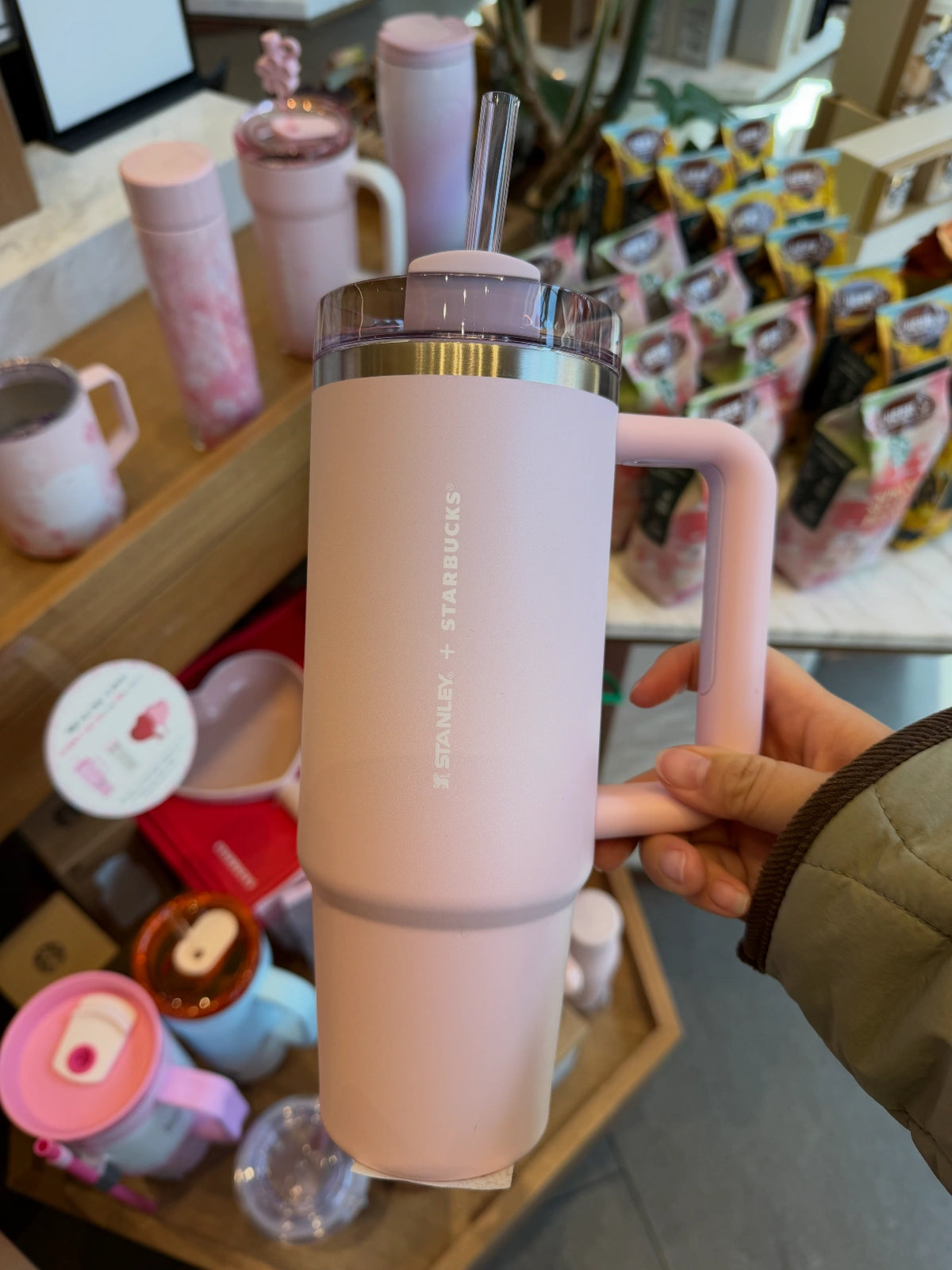 Starbucks Korea 2026 Cherry Blossom Stanley Pink Stainless Steel Cup 887ml 30oz