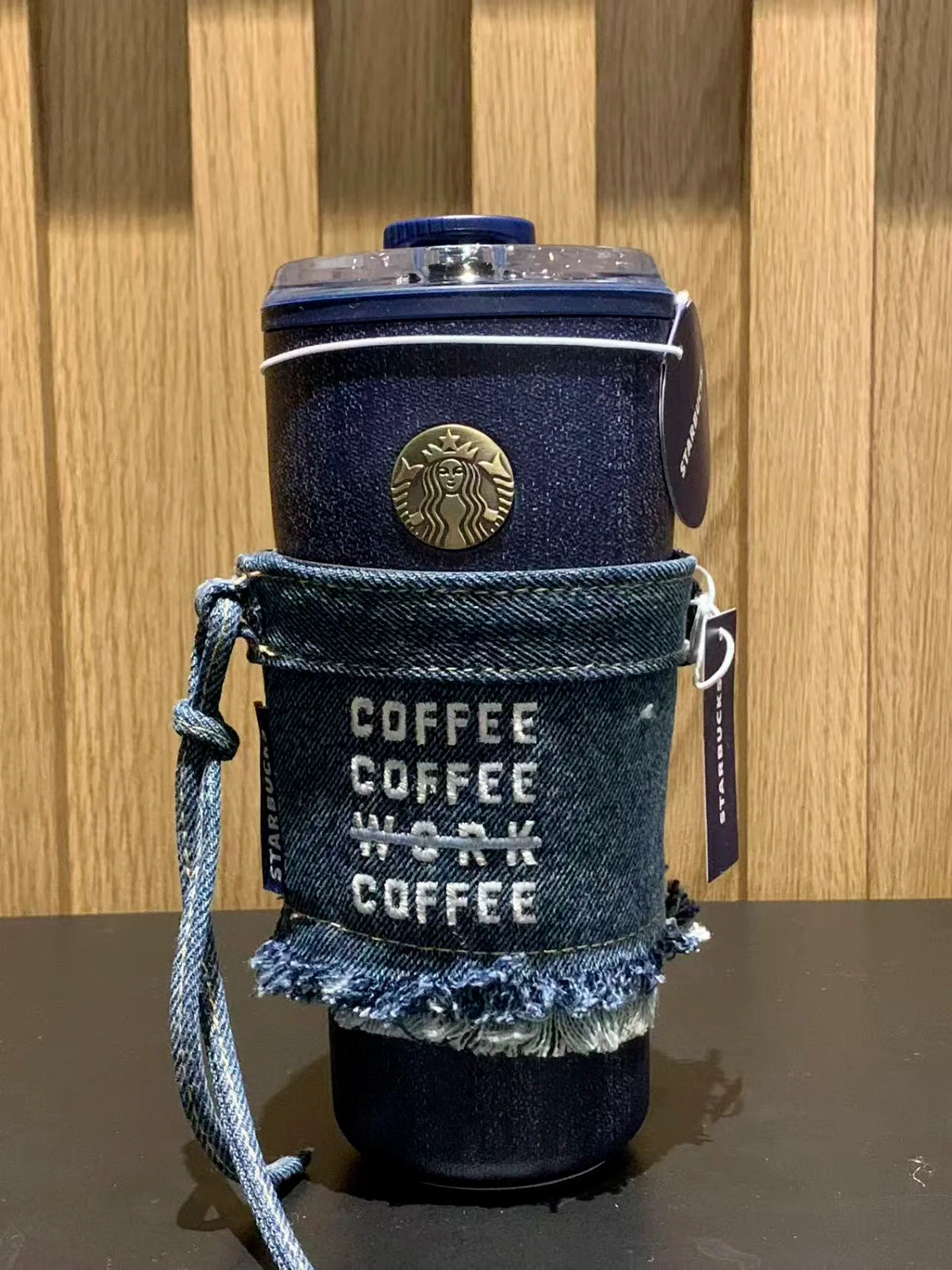 Starbucks China 2026 Denim 620ml Tabletop Stainless Steel Cup with Sleeve front View