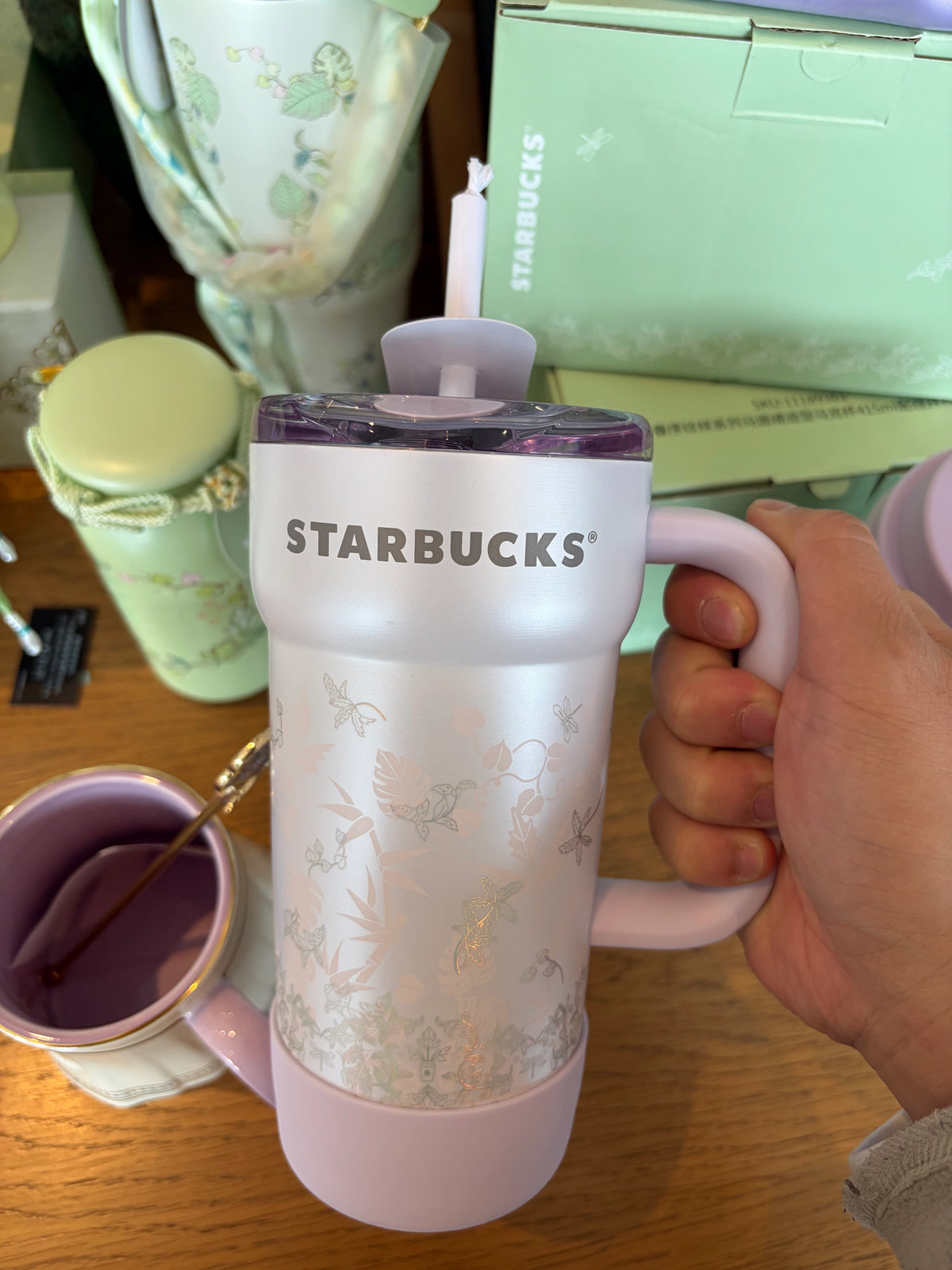 Starbucks China Spring Blessings 670ml Thermos with Mirror Hanging Decoration on hand